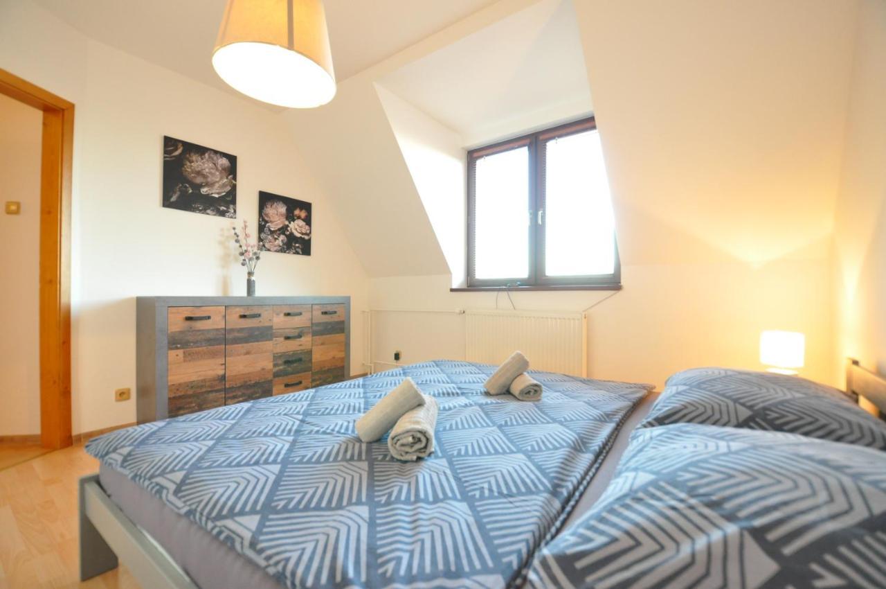 Rodinny Dom "Ako Doma" Veľký Slavkov Buitenkant foto